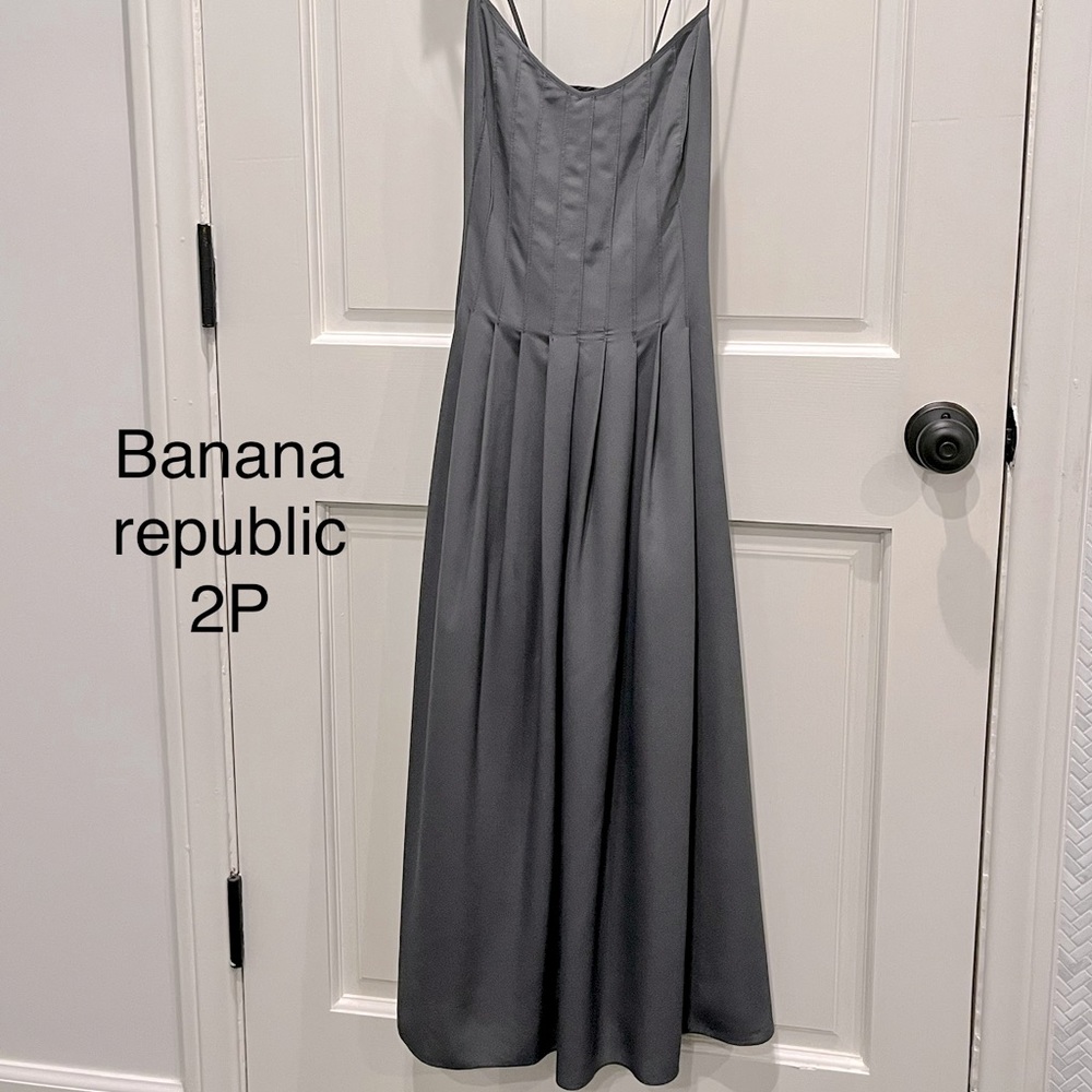 Banana Republic spaghetti strap midi dress